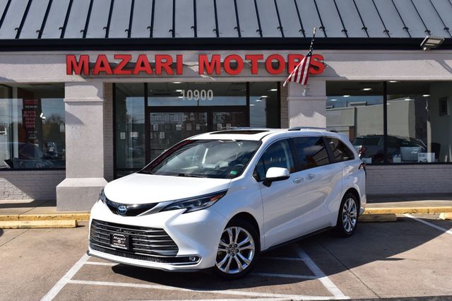 2022 Toyota Sienna Platinum FWD 7-Passenger - 22941146 - 1