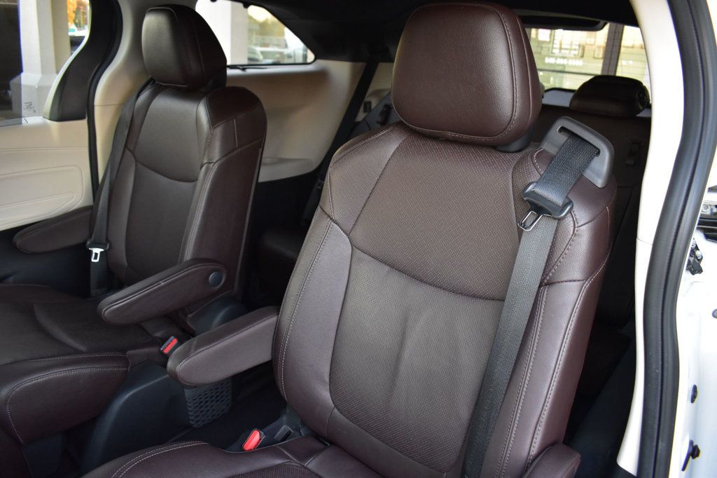 2022 Toyota Sienna Platinum FWD 7-Passenger - 22941146 - 22