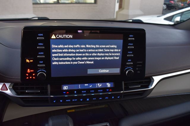 2022 Toyota Sienna Platinum FWD 7-Passenger - 22941146 - 29