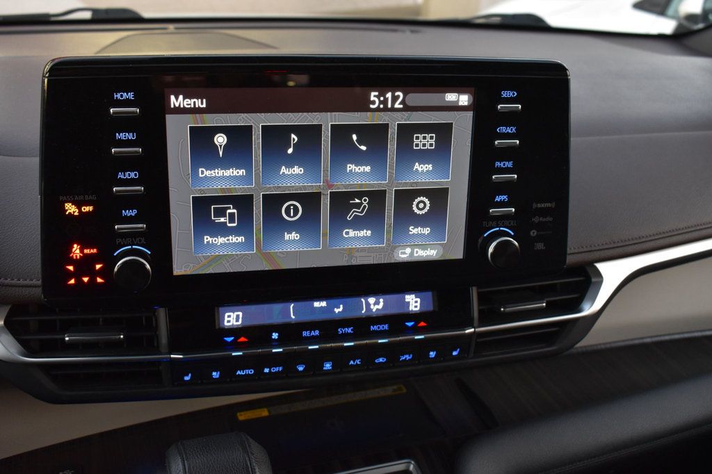 2022 Toyota Sienna Platinum FWD 7-Passenger - 22941146 - 33