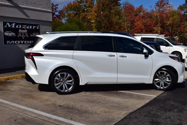 2022 Toyota Sienna Platinum FWD 7-Passenger - 22941146 - 3