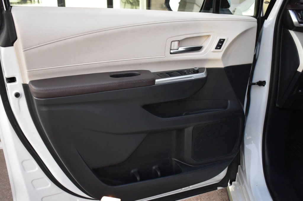 2022 Toyota Sienna Platinum FWD 7-Passenger - 22941146 - 43