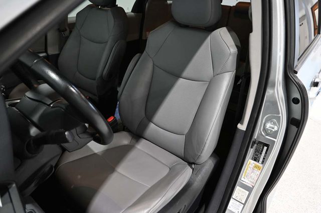 2022 Toyota Sienna XLE AWD 7-Passenger - 23094428 - 13