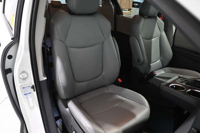 2022 Toyota Sienna XLE AWD 7-Passenger - 23097361 - 15