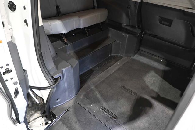 2022 Toyota Sienna XLE AWD 7-Passenger - 23097361 - 17