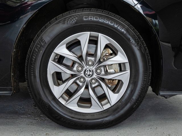 2022 Toyota Sienna XLE FWD 8-Passenger - 23011214 - 11