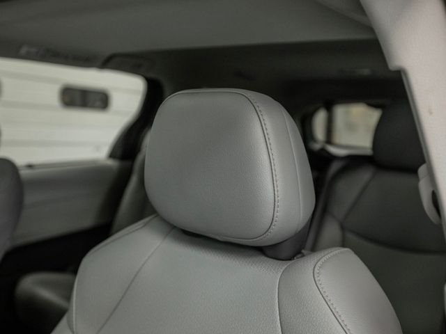 2022 Toyota Sienna XLE FWD 8-Passenger - 23011214 - 20
