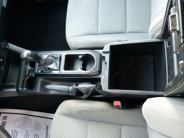 2022 Toyota Tacoma 2WD 2.7L 4CYL. GAS*EXTENDED CAB TRUCK*"ARE" TOPPER WITH LADDER RACK - 22954737 - 33