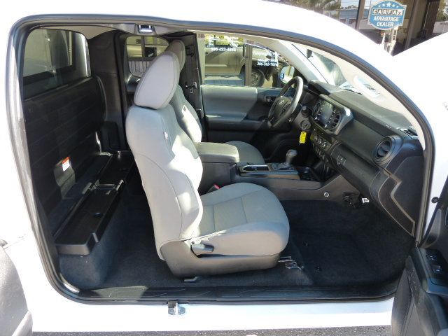 2022 Toyota Tacoma 2WD 2.7L 4CYL. GAS*EXTENDED CAB TRUCK*"ARE" TOPPER WITH LADDER RACK - 22964471 - 21