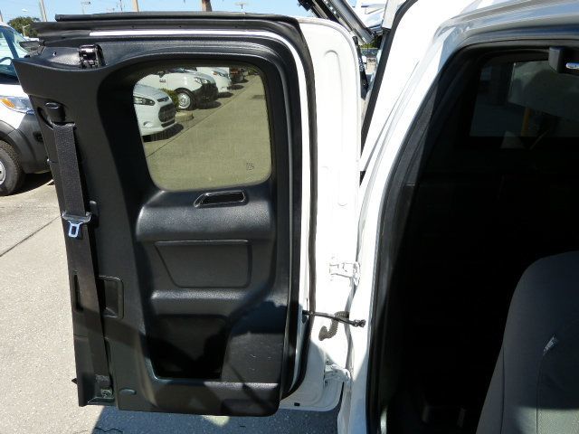2022 Toyota Tacoma 2WD 2.7L 4CYL. GAS*EXTENDED CAB TRUCK*"ARE" TOPPER WITH LADDER RACK - 22964471 - 22