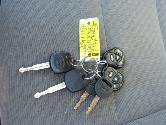 2022 Toyota Tacoma 2WD 2.7L 4CYL. GAS*EXTENDED CAB TRUCK*"ARE" TOPPER WITH LADDER RACK - 22964471 - 46