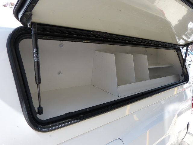 2022 Toyota Tacoma 2WD 2.7L 4CYL. GAS*EXTENDED CAB TRUCK*"ARE" TOPPER WITH LADDER RACK - 22995286 - 16