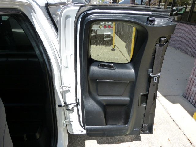 2022 Toyota Tacoma 2WD 2.7L 4CYL. GAS*EXTENDED CAB TRUCK*"ARE" TOPPER WITH LADDER RACK - 22995286 - 29