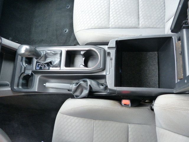 2022 Toyota Tacoma 2WD 2.7L 4CYL. GAS*EXTENDED CAB TRUCK*"ARE" TOPPER WITH LADDER RACK - 23062310 - 35