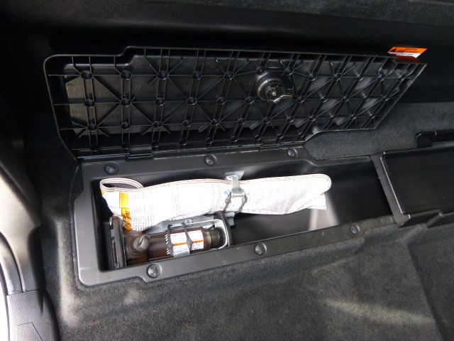 2022 Toyota Tacoma 2WD 2.7L 4CYL. GAS*EXTENDED CAB TRUCK*"ARE" TOPPER WITH LADDER RACK - 23066409 - 24