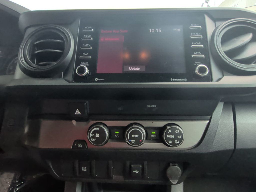 Toyota Tacoma 2WD ACCESS CAB photo 18