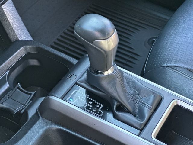 2022 Toyota Tacoma 2WD Limited Double Cab 5' Bed V6 Automatic - 22952702 - 17