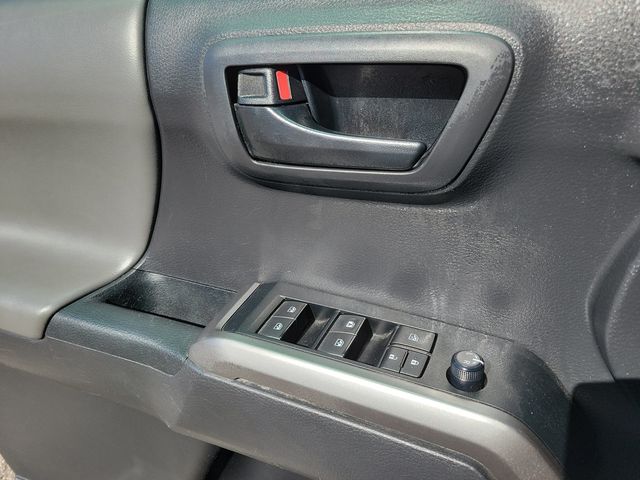 2022 Toyota Tacoma 2WD SR5 Double Cab 5' Bed V6 Automatic - 22991470 - 6