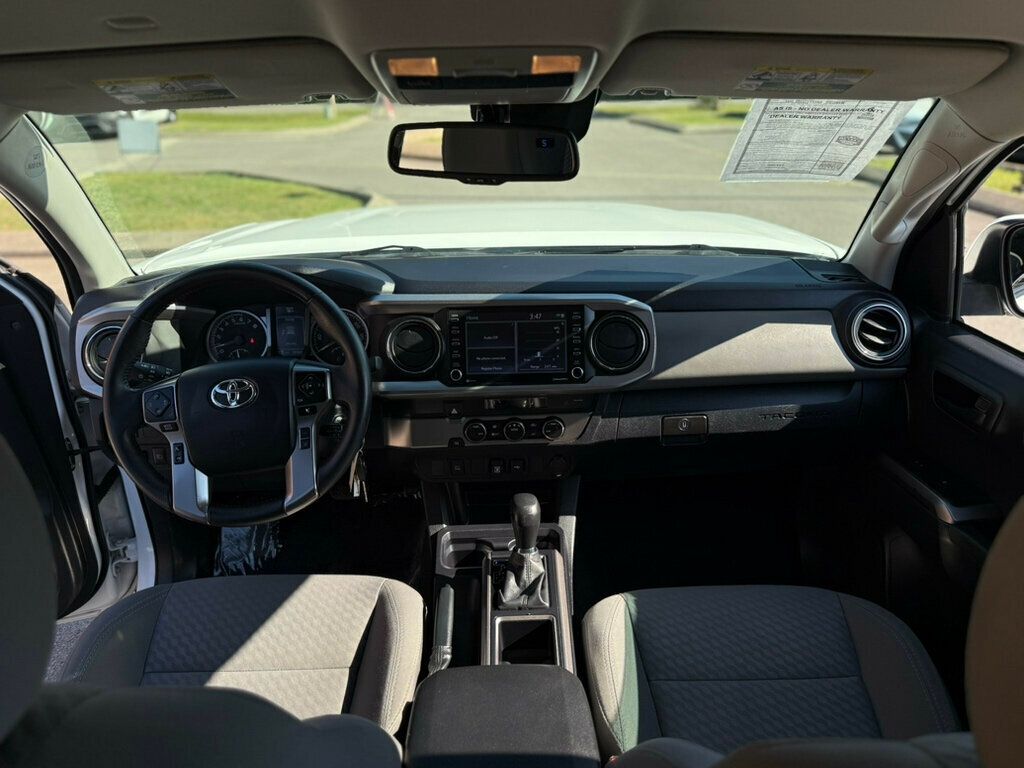 2022 Toyota Tacoma SR5 photo 15