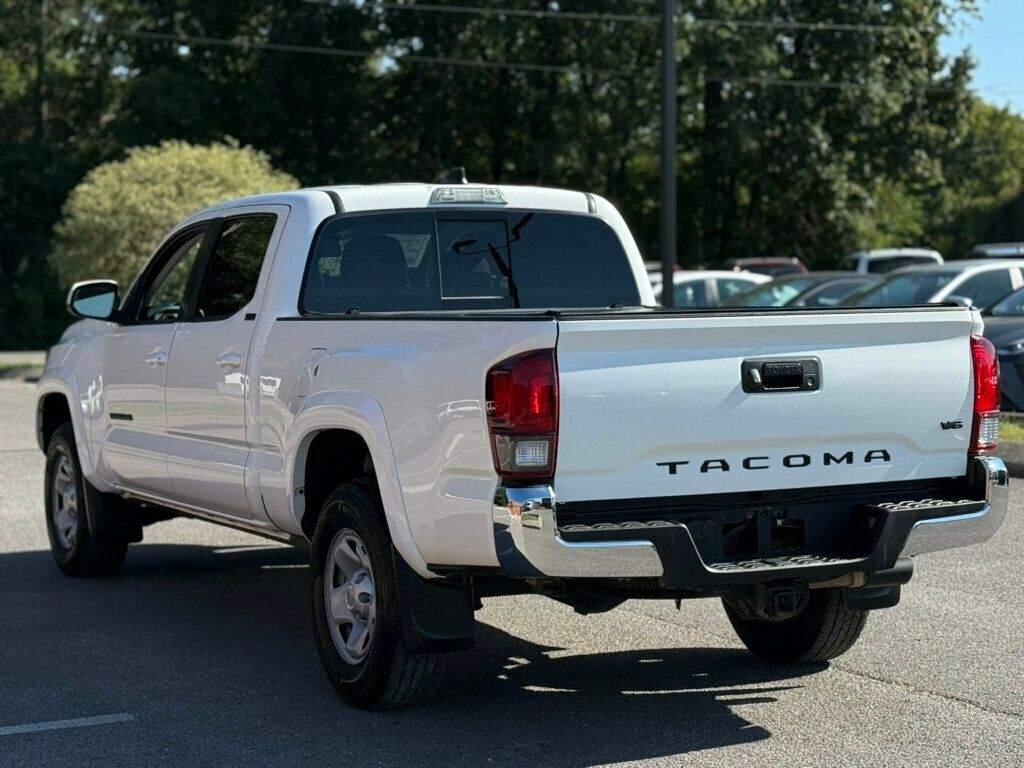 2022 Toyota Tacoma SR5 photo 5