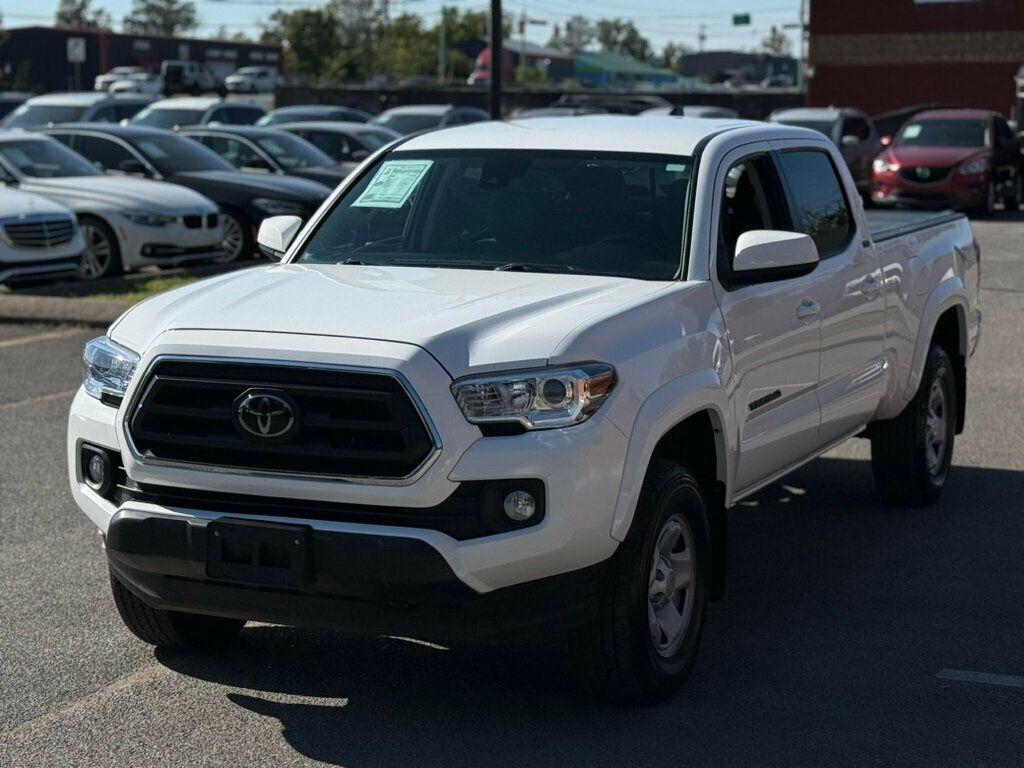 2022 Toyota Tacoma SR5 photo 9
