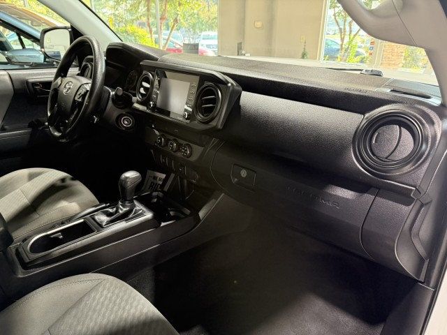 2022 Toyota Tacoma SR Access Cab photo 15