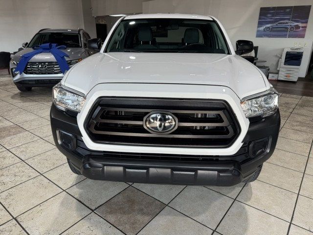 2022 Toyota Tacoma SR Access Cab photo 4