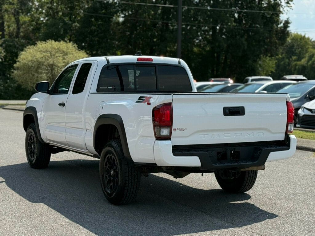 2022 Toyota Tacoma SR Access Cab V6 photo 4