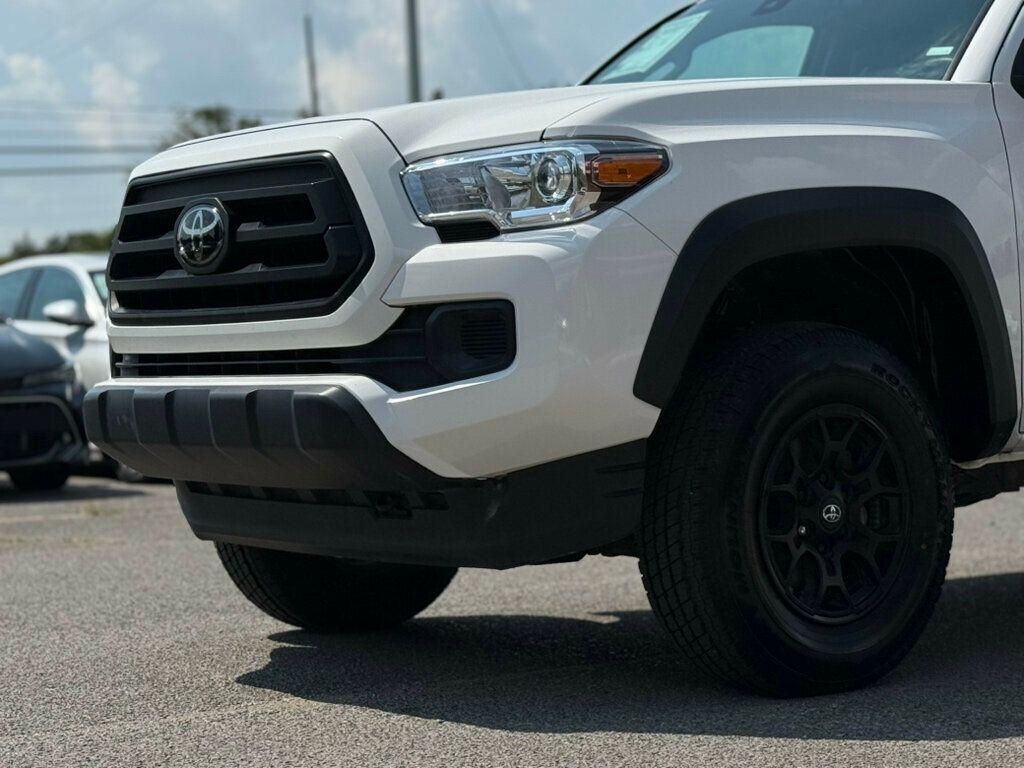 2022 Toyota Tacoma SR Access Cab V6 photo 7