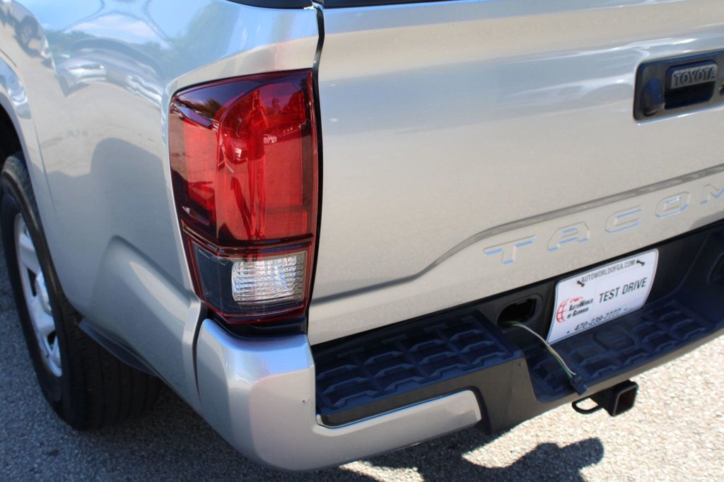 2022 Toyota Tacoma SR Double Cab photo 10