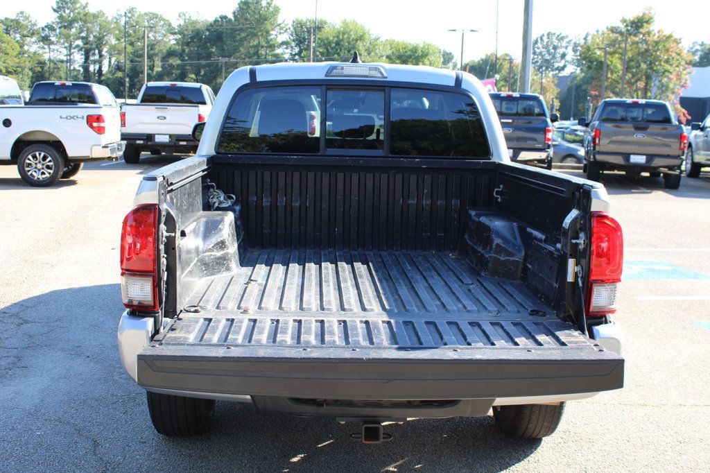 2022 Toyota Tacoma SR Double Cab photo 12