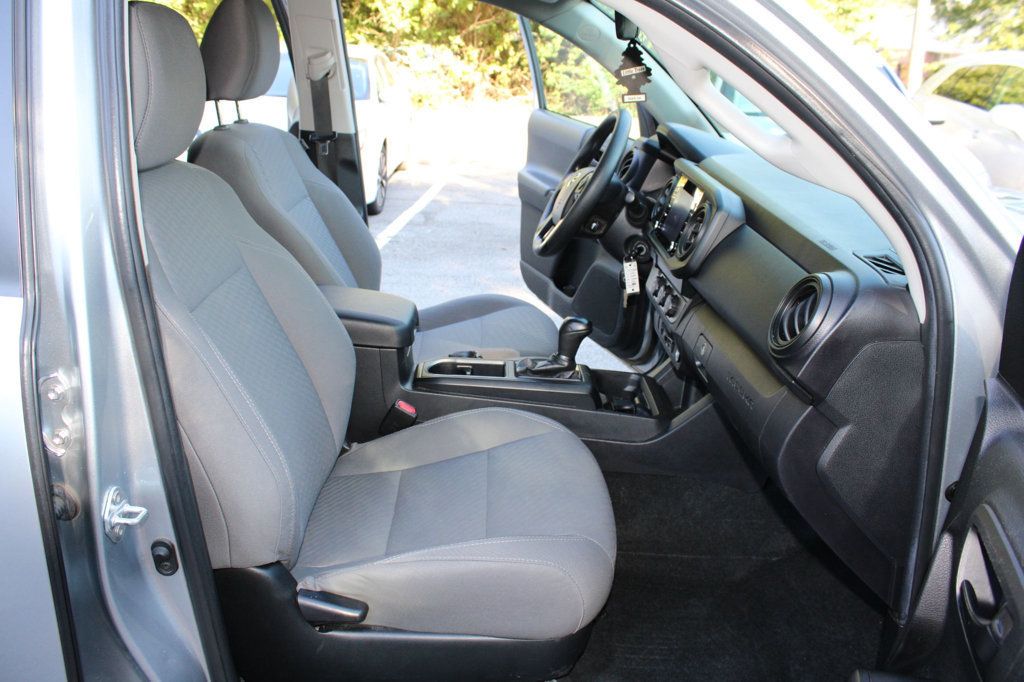 2022 Toyota Tacoma SR Double Cab photo 26