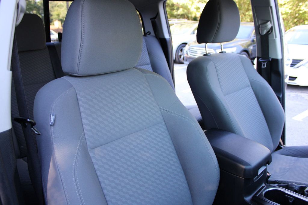 2022 Toyota Tacoma SR Double Cab photo 27