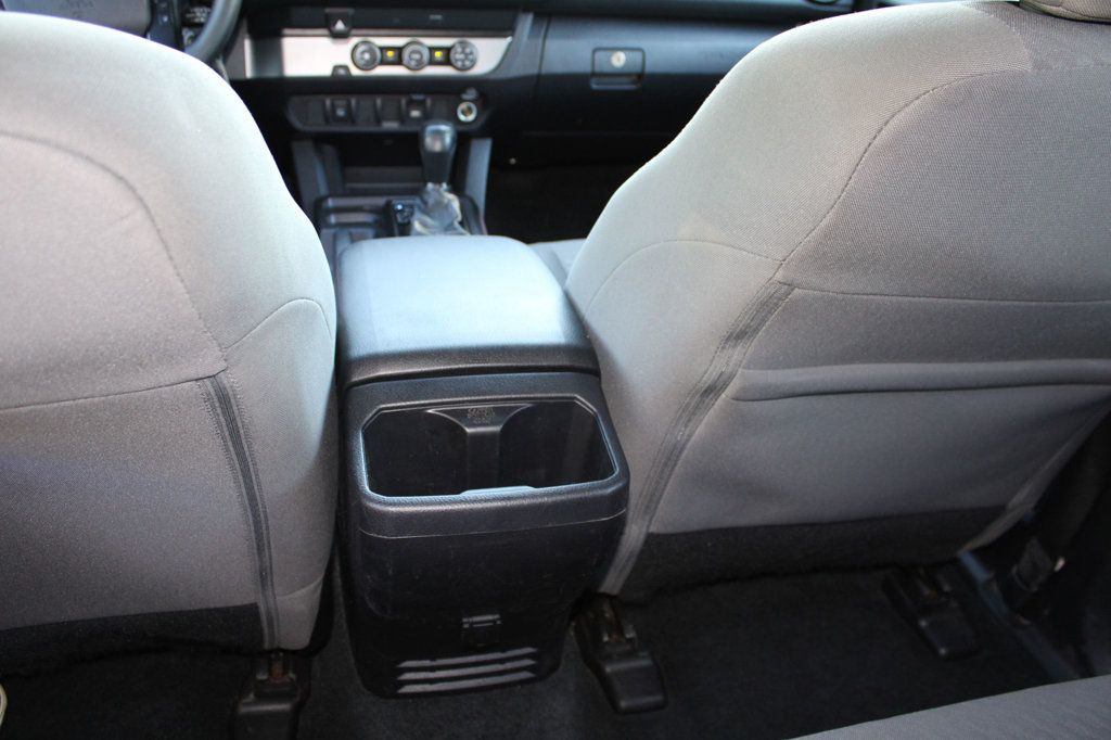 2022 Toyota Tacoma SR Double Cab photo 31