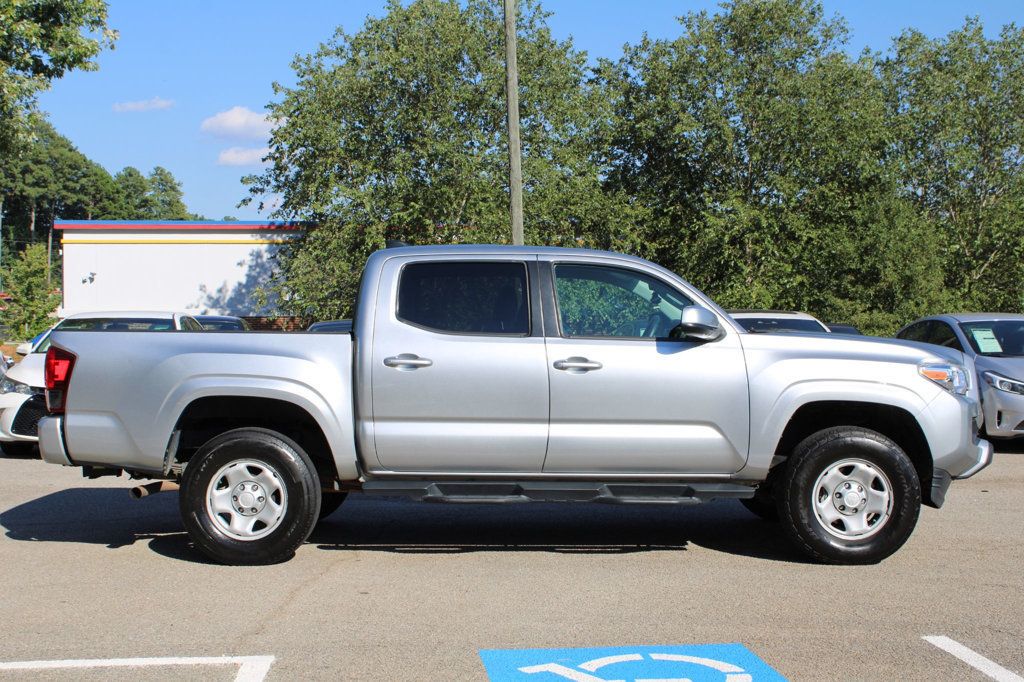 2022 Toyota Tacoma SR Double Cab photo 5