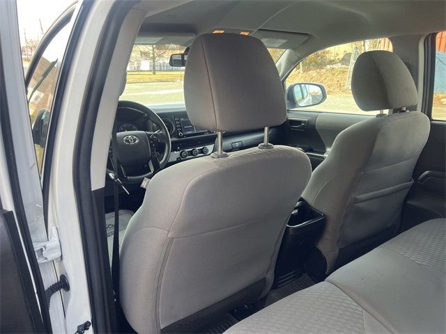 2022 Toyota Tacoma 2WD SR Double Cab 5' Bed I4 Automatic - 22963758 - 12