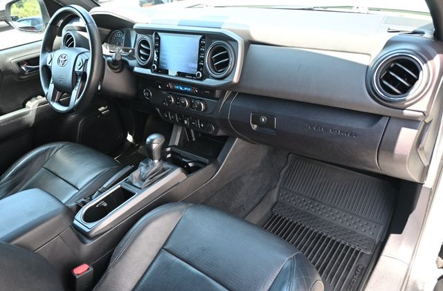 2022 Toyota Tacoma 2WD TRD Off Road Double Cab 5' Bed V6 Automatic - 23057030 - 11