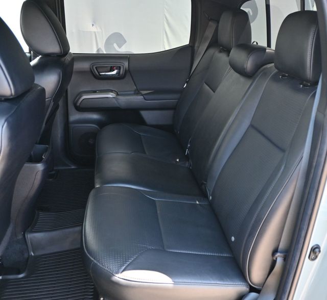 2022 Toyota Tacoma 2WD TRD Off Road Double Cab 5' Bed V6 Automatic - 23057030 - 18