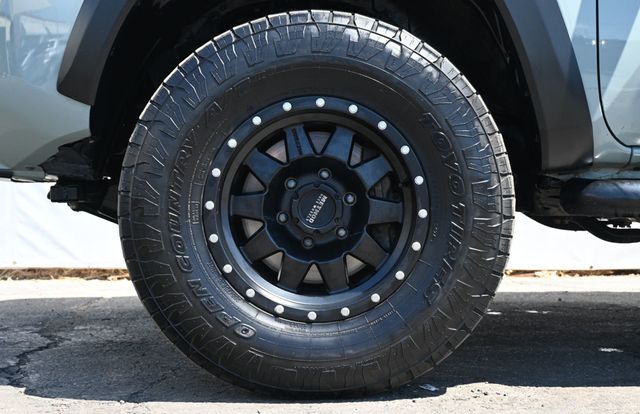 2022 Toyota Tacoma 2WD TRD Off Road Double Cab 5' Bed V6 Automatic - 23057030 - 8