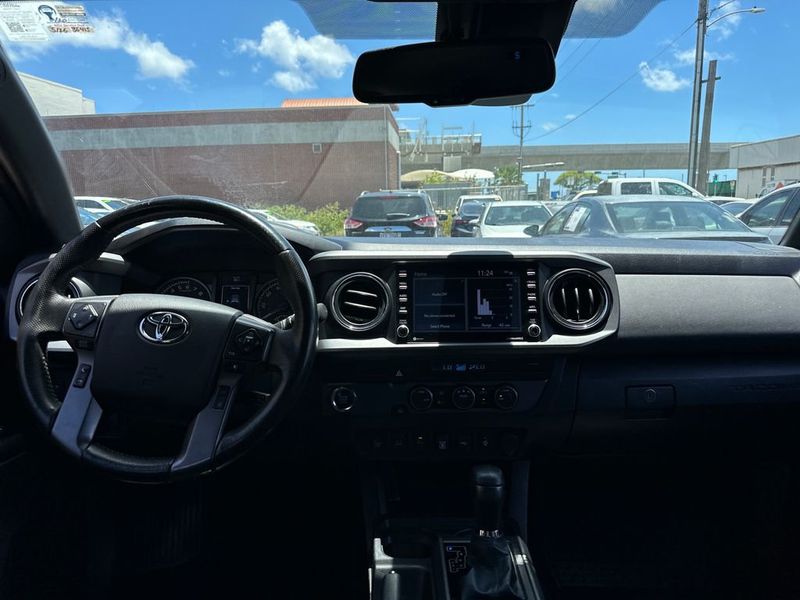 2022 Toyota Tacoma 2WD TRD Off Road Double Cab 5' Bed V6 Automatic - 23020003 - 12