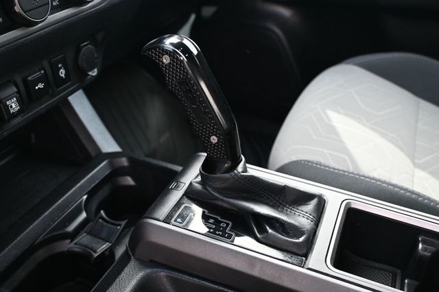 2022 Toyota Tacoma 2WD TRD Sport 17" KMC Wheels NITTO Tires King Shocks w/Reservoirs - 22931155 - 15