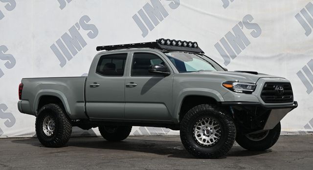2022 Toyota Tacoma 2WD TRD Sport 17" KMC Wheels NITTO Tires King Shocks w/Reservoirs - 22931155 - 2