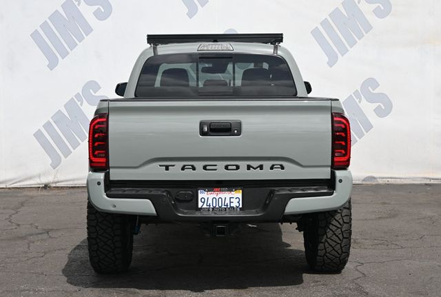2022 Toyota Tacoma 2WD TRD Sport 17" KMC Wheels NITTO Tires King Shocks w/Reservoirs - 22931155 - 4