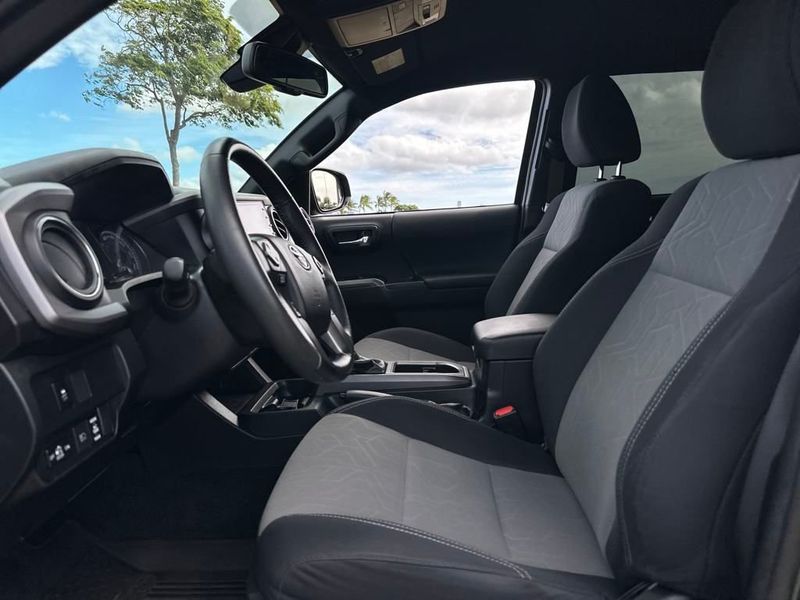 2022 Toyota Tacoma 2WD TRD Sport Double Cab 5' Bed V6 Automatic - 22943650 - 11