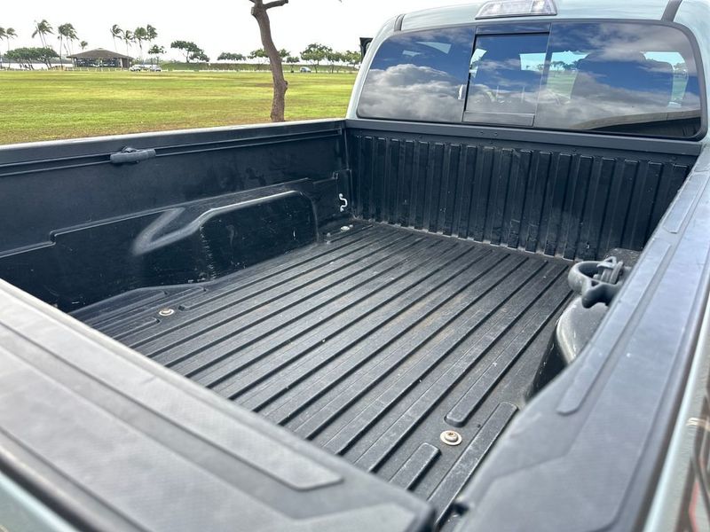 2022 Toyota Tacoma 2WD TRD Sport Double Cab 6' Bed V6 Automatic - 22984248 - 18