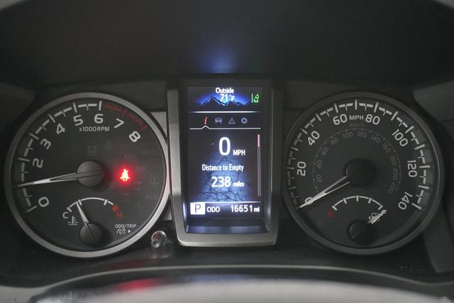 2022 Toyota Tacoma 4WD  - 22989749 - 17