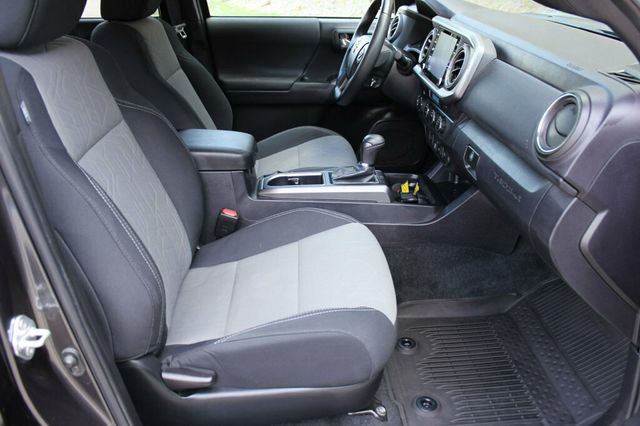 2022 Toyota Tacoma 4WD  - 23017865 - 17