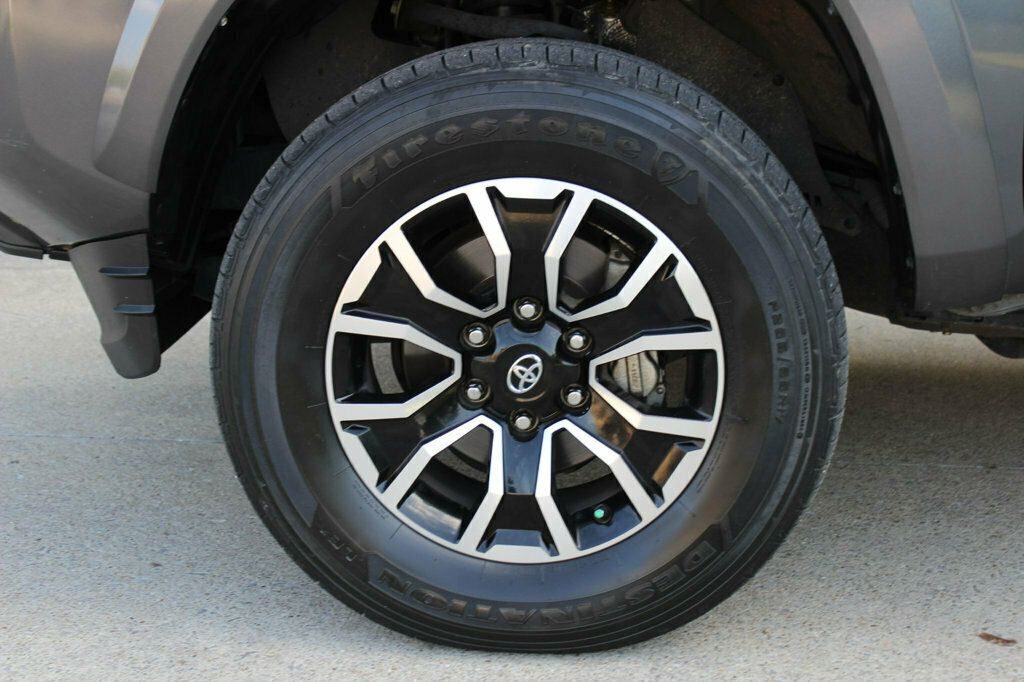 2022 Toyota Tacoma 4WD  - 23017865 - 33