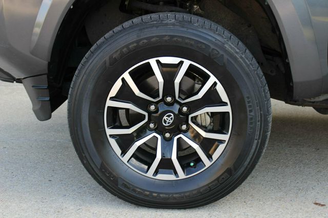 2022 Toyota Tacoma 4WD  - 23017865 - 33