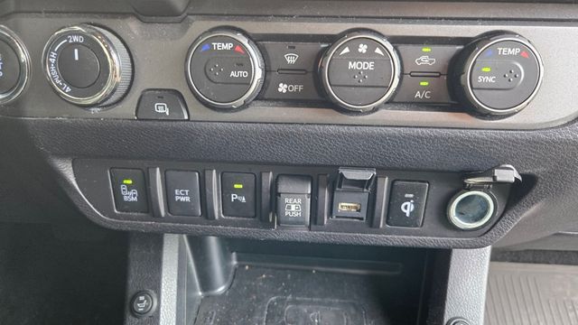 2022 Toyota Tacoma 4WD  - 22941602 - 24